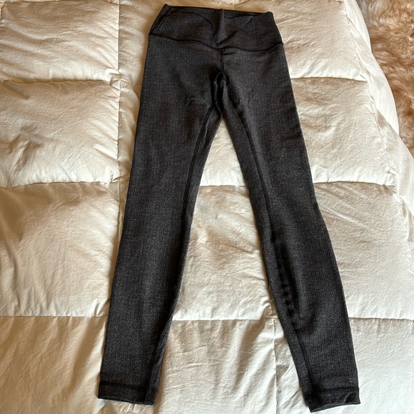 Lulu lemon warm gray leggings - Picture 3 of 9